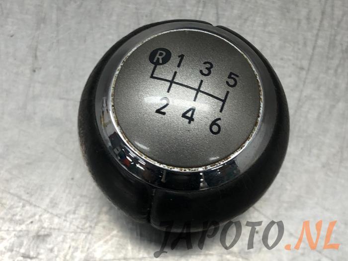 Toyota verso on sale gear knob