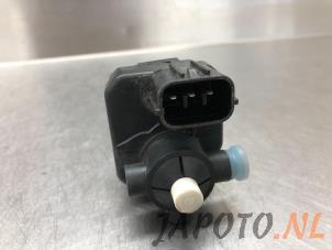 Gebruikte Koplampmotor Honda Jazz (GE6/GE8/GG/GP) 1.3 VTEC 16V Hybrid Prijs € 26,20 Margeregeling aangeboden door Japoto Parts B.V.