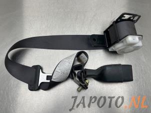 Gebruikte Veiligheidsgordel midden-achter Subaru Legacy (BL) 2.0 16V Prijs € 25,00 Margeregeling aangeboden door Japoto Parts B.V.