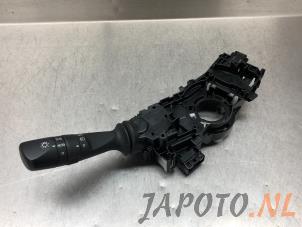 Gebruikte Licht Schakelaar Toyota RAV4 (A4) 2.0 16V VVT-i 4x4 Prijs € 36,70 Margeregeling aangeboden door Japoto Parts B.V.