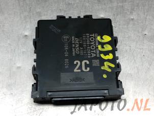 Gebruikte PDC Module Toyota RAV4 (A4) 2.0 16V VVT-i 4x4 Prijs € 104,95 Margeregeling aangeboden door Japoto Parts B.V.