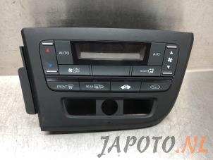 Gebruikte Kachel Bedieningspaneel Honda Civic (FK1/2/3) 1.4i VTEC 16V Prijs € 74,95 Margeregeling aangeboden door Japoto Parts B.V.