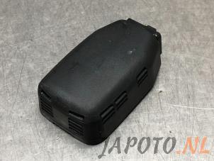 Gebruikte Sensor regen Mazda 2 (DJ/DL) 1.5 SkyActiv-G 90 Prijs € 34,95 Margeregeling aangeboden door Japoto Parts B.V.
