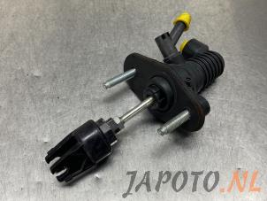 Gebruikte Koppeling Hoofd Cilinder Toyota RAV4 (A4) 2.0 16V VVT-i 4x4 Prijs € 49,95 Margeregeling aangeboden door Japoto Parts B.V.