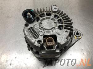 Gebruikte Dynamo Honda Jazz (GE6/GE8/GG/GP) 1.4 VTEC 16V Prijs € 41,99 Margeregeling aangeboden door Japoto Parts B.V.