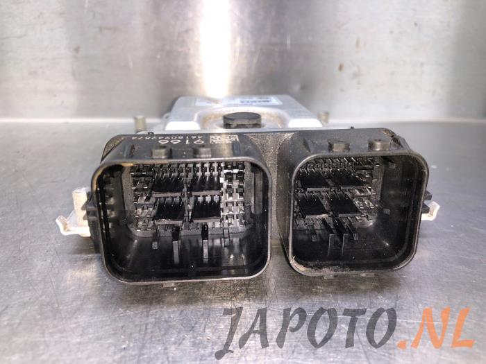 Kontaktslot + computer van een Kia Picanto (JA) 1.0 12V 2018