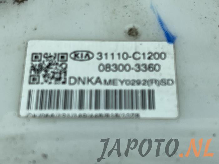 Tank element Pomp van een Kia Optima Sportswagon (JFF) 2.0 CVVL 16V 2017
