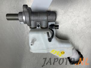 Gebruikte Hoofdremcilinder Kia Optima Sportswagon (JFF) 2.0 CVVL 16V Prijs € 62,95 Margeregeling aangeboden door Japoto Parts B.V.