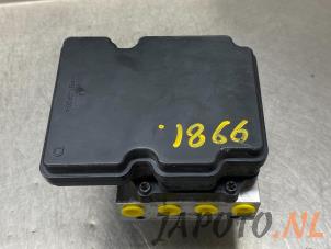 Gebruikte ABS Pomp Hyundai i20 (BC3) 1.0 T-GDI 100 Mild Hybrid 48V 12V Prijs € 208,95 Margeregeling aangeboden door Japoto Parts B.V.