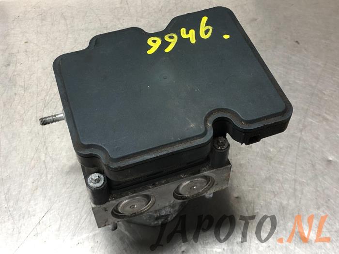 Gebruikte ABS Pomp Toyota GT 86 (ZN) 2.0 16V Prijs € 262,49 Margeregeling aangeboden door Japoto Parts B.V.