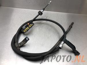 Gebruikte Handrem Kabel Kia Stonic (YB) 1.0i T-GDi 12V Eco-Dynamics+ Prijs € 26,20 Margeregeling aangeboden door Japoto Parts B.V.