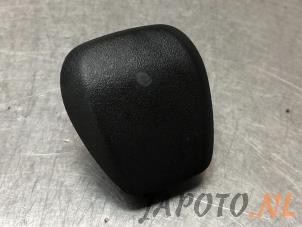 Gebruikte Sensor Licht Kia Stonic (YB) 1.0i T-GDi 12V Eco-Dynamics+ Prijs € 26,20 Margeregeling aangeboden door Japoto Parts B.V.