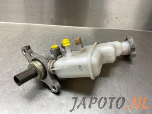 Gebruikte Hoofdremcilinder Kia Rio III (UB) 1.1 CRDi VGT 12V Prijs € 20,95 Margeregeling aangeboden door Japoto Parts B.V.