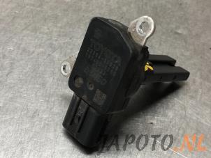 Gebruikte Luchthoeveelheidsmeter Lexus IS (E2) 250 2.5 V6 24V Prijs € 47,25 Margeregeling aangeboden door Japoto Parts B.V.