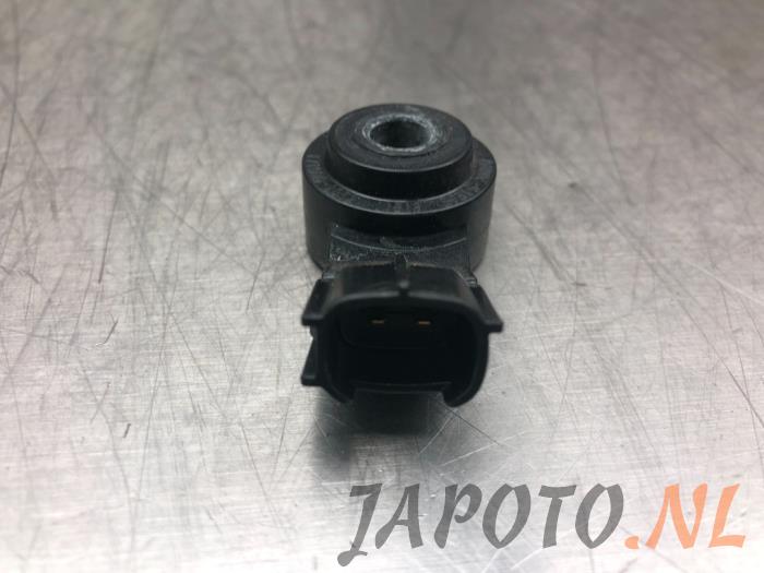 Pingelsensor van een Toyota Yaris III (P13) 1.33 16V Dual VVT-I 2016
