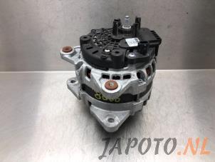 Gebruikte Alternator Nissan Qashqai (J11) 1.3 DIG-T 140 16V Prijs € 100,00 Margeregeling aangeboden door Japoto Parts B.V.