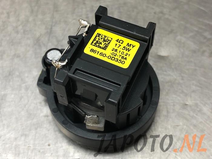 Tweeter van een Toyota Yaris IV (P21/PA1/PH1) 1.5 12V Hybrid 2022