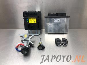 Gebruikte Kontaktslot + computer Hyundai i20 (BC3) 1.0 T-GDI 100 Mild Hybrid 48V 12V Prijs € 367,45 Margeregeling aangeboden door Japoto Parts B.V.