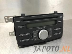 Gebruikte Radio CD Speler Daihatsu Cuore (L251/271/276) 1.0 12V DVVT Prijs € 74,95 Margeregeling aangeboden door Japoto Parts B.V.