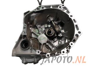 Gebruikte Versnellingsbak Toyota Aygo (B40) 1.0 12V VVT-i Prijs € 178,45 Margeregeling aangeboden door Japoto Parts B.V.