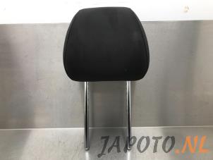Gebruikte Hoofdsteun Kia Stonic (YB) 1.0i T-GDi 12V Eco-Dynamics+ Prijs € 49,95 Margeregeling aangeboden door Japoto Parts B.V.