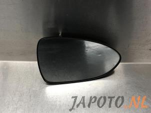Gebruikte Spiegelglas rechts Kia Rio III (UB) 1.1 CRDi VGT 12V Prijs € 12,50 Margeregeling aangeboden door Japoto Parts B.V.