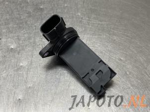 Gebruikte Luchthoeveelheidsmeter Mitsubishi Outlander (GF/GG) 2.0 16V PHEV 4x4 Prijs € 52,45 Margeregeling aangeboden door Japoto Parts B.V.