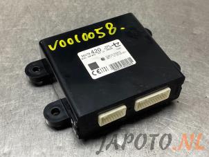 Gebruikte Keyless vehicle module Mitsubishi Outlander (GF/GG) 2.0 16V PHEV 4x4 Prijs € 78,70 Margeregeling aangeboden door Japoto Parts B.V.