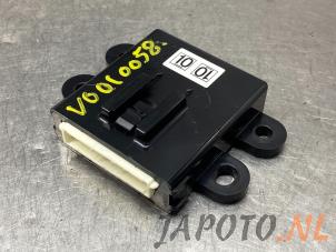 Gebruikte Start/Stop computer Mitsubishi Outlander (GF/GG) 2.0 16V PHEV 4x4 Prijs € 20,95 Margeregeling aangeboden door Japoto Parts B.V.