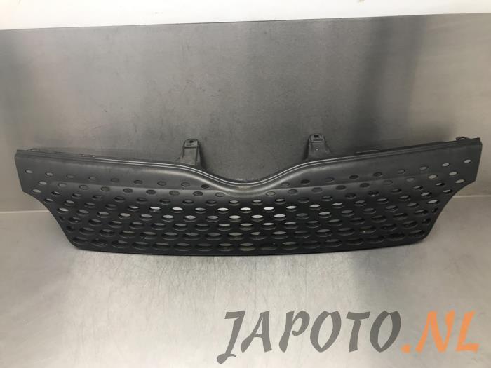 Grille Toyota Yaris Verso