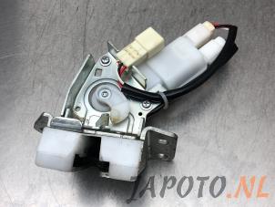 Gebruikte Slotmechaniek Achterklep Suzuki Vitara (LY/MY) 1.6 16V DDiS Prijs € 62,95 Margeregeling aangeboden door Japoto Parts B.V.