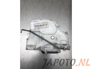 Gebruikte Slotmechaniek Portier 4Deurs rechts-voor Suzuki Swift (ZA/ZC/ZD1/2/3/9) 1.3 VVT 16V Prijs € 44,95 Margeregeling aangeboden door Japoto Parts B.V.
