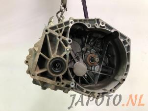 Gebruikte Versnellingsbak Suzuki Vitara (LY/MY) 1.6 16V DDiS Prijs € 471,45 Margeregeling aangeboden door Japoto Parts B.V.