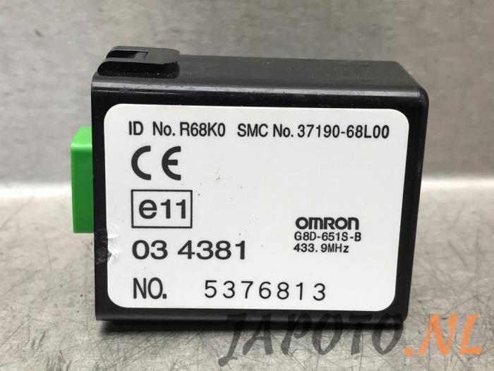 Kontaktslot + computer van een Suzuki Swift (ZA/ZC/ZD) 1.2 16_ 2014