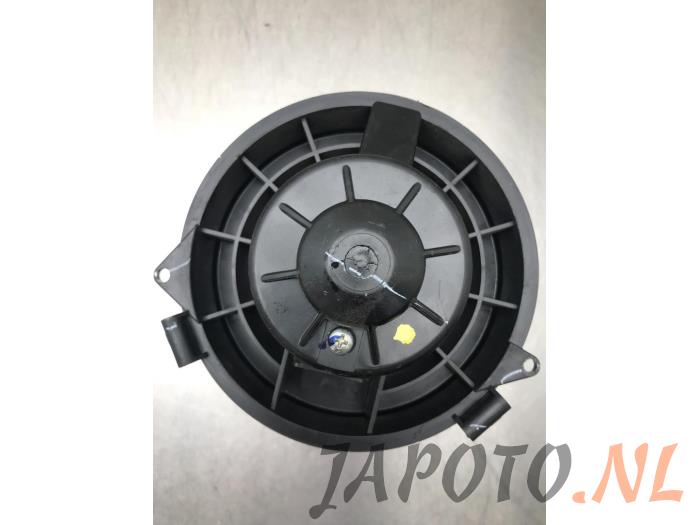 Chaufage Ventilatiemotor van een Nissan Micra (K13) 1.2 12V 2015