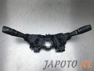Gebruikte Schakelaar Stuurkolom (licht) Toyota Auris (E18) 1.8 16V Hybrid Prijs € 50,00 Margeregeling aangeboden door Japoto Parts B.V.