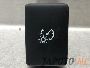 Gebruikte Schakelaar (diversen) Toyota Verso 1.6 D-4D 16V Prijs € 15,70 Margeregeling aangeboden door Japoto Parts B.V.