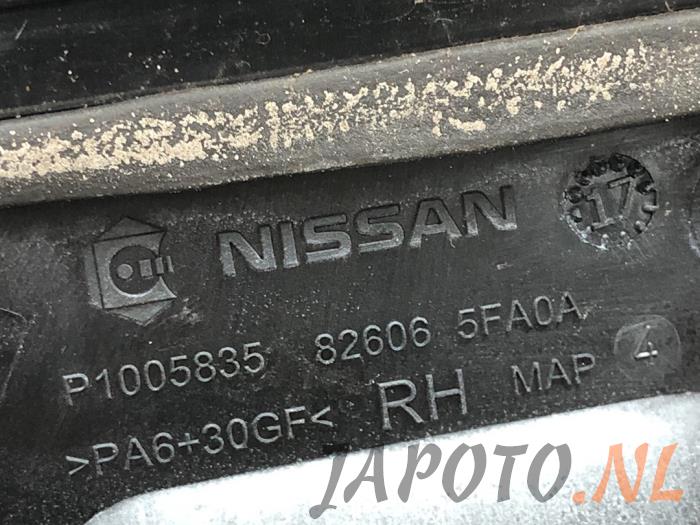 Deurgreep 4Deurs rechts-achter van een Nissan Micra (K14) 0.9 IG-T 12V 2017