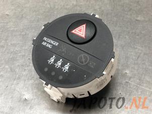 Gebruikte Airbag controle lampje Toyota Yaris III (P13) 1.4 D-4D-F Prijs € 14,95 Margeregeling aangeboden door Japoto Parts B.V.