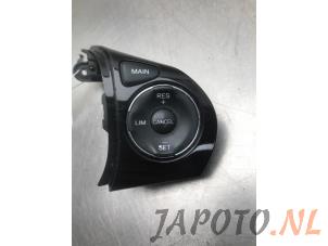 Gebruikte Schakelaar stuurbediening Honda Civic (FK1/2/3) 1.4i VTEC 16V Prijs € 34,95 Margeregeling aangeboden door Japoto Parts B.V.