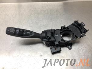Gebruikte Schakelaar Licht Hyundai i10 (B5) 1.0 12V Prijs € 34,95 Margeregeling aangeboden door Japoto Parts B.V.