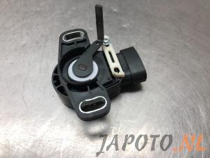 Gebruikte Gaspedaalpositie Sensor Lexus RX (U3) 400h V6 24V VVT-i 4x4 Prijs € 36,70 Margeregeling aangeboden door Japoto Parts B.V.