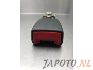Gebruikte Veiligheidsgordel Insteek rechts-achter Mitsubishi Colt CZC 1.5 16V Prijs € 14,95 Margeregeling aangeboden door Japoto Parts B.V.