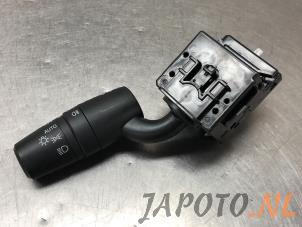 Gebruikte Schakelaar Licht Mazda MX-5 RF (ND) 2.0 SkyActiv G-160 16V Prijs € 49,95 Margeregeling aangeboden door Japoto Parts B.V.