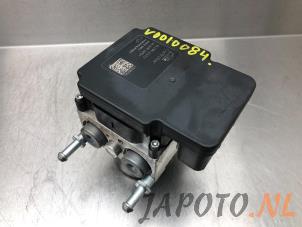 Gebruikte ABS Pomp Subaru Outback (BR) 2.5 16V Prijs € 157,49 Margeregeling aangeboden door Japoto Parts B.V.