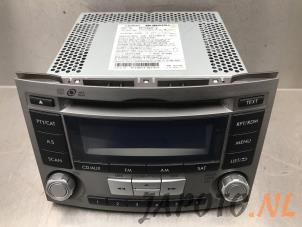 Gebruikte Radio CD Speler Subaru Outback (BR) 2.5 16V Prijs € 149,95 Margeregeling aangeboden door Japoto Parts B.V.