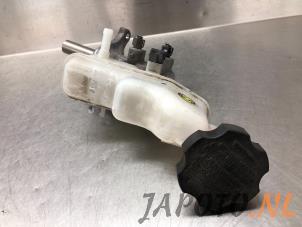 Gebruikte Hoofdremcilinder Hyundai i20 Coupe Prijs € 26,20 Margeregeling aangeboden door Japoto Parts B.V.