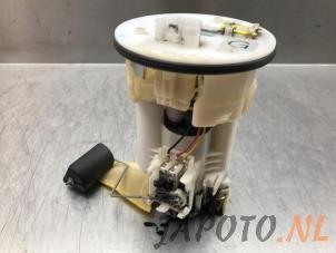 Gebruikte Benzinepomp Toyota Camry (CV30) 2.4i 16V VVT-i Prijs € 52,45 Margeregeling aangeboden door Japoto Parts B.V.