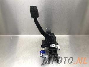 Gebruikte Rempedaal Mazda MX-5 RF (ND) 2.0 SkyActiv G-160 16V Prijs € 34,99 Margeregeling aangeboden door Japoto Parts B.V.