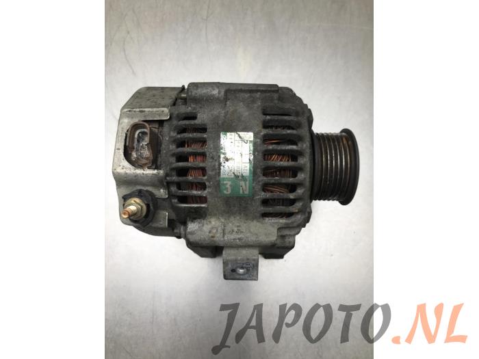 Gebruikte Alternator Toyota Camry (CV30) 2.4i 16V VVT-i Prijs € 41,95 Margeregeling aangeboden door Japoto Parts B.V.